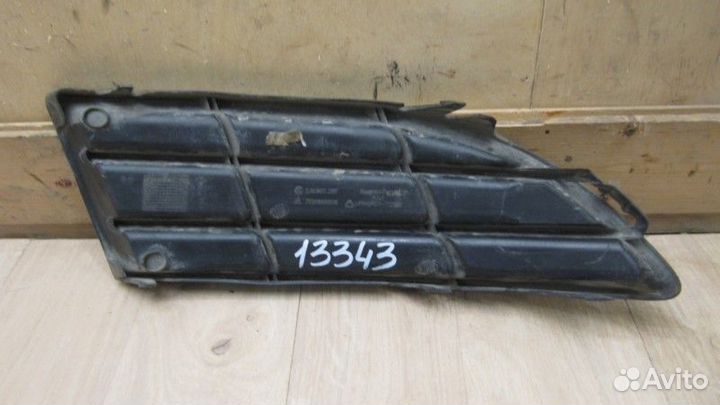 Решётка в бампер левая Skoda Fabia 2007-2015