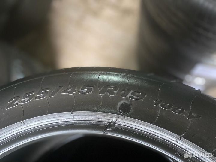 Pirelli P Zero 255/45 R19 100Y