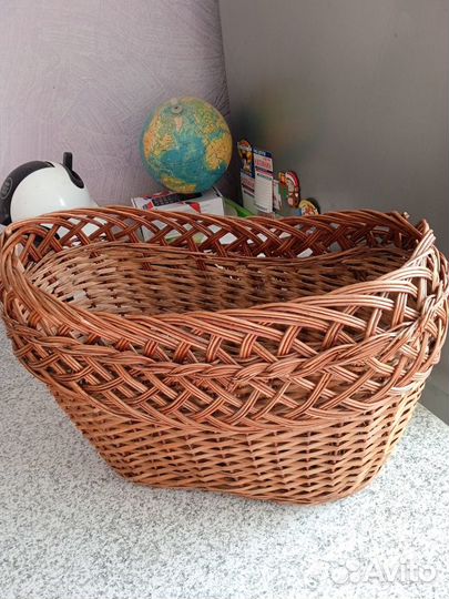 Корзина плетеная, Корзина из ивовой лозы