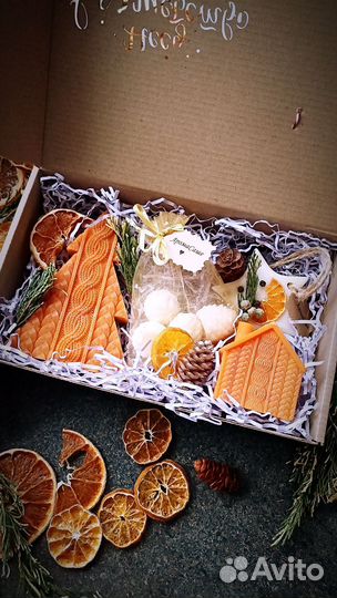 Подарочный бокс новогодний с натур косметикой