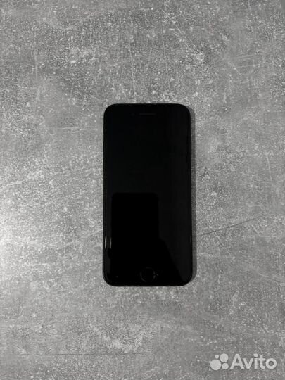 iPhone 7, 32 ГБ
