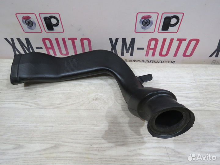 Воздуховод отопителя правый Renault Sandero 2