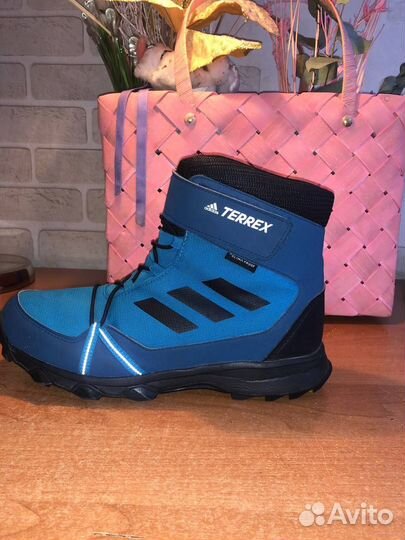 Детские ботинки adidas terrex snow