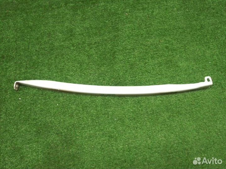 Направляющая стекла передняя правая Mercedes Clk