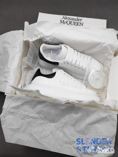 Кроссовки Alexander McQueen Oversized Sneaker Whit