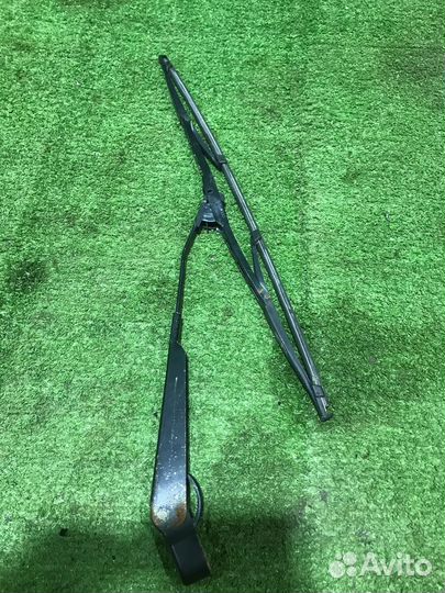 Поводок стеклоочистителя задний Ford Focus 1