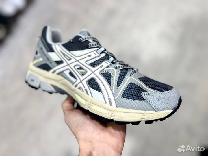 Кроссовки Asics