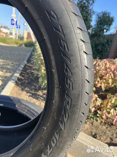 Pirelli P Zero PZ4 275/45 R21 107Y