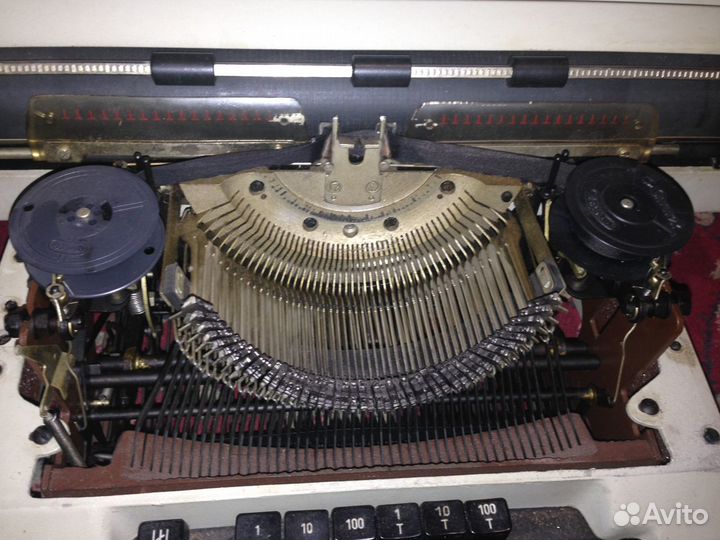 Печатная машинка 