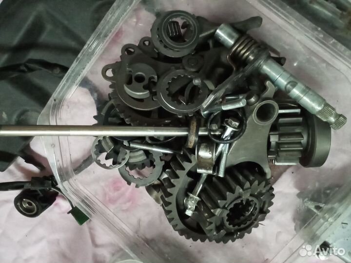 Продаю запчасти на Honda Cb1300 и x4