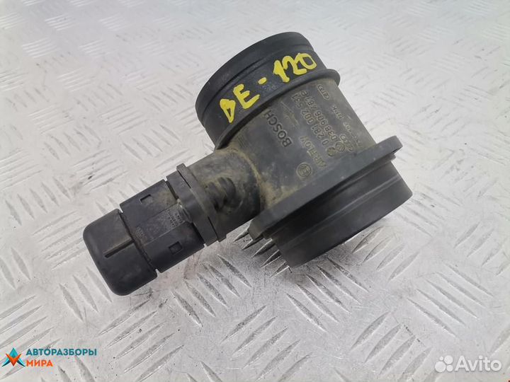 Расходомер воздуха seat Ibiza 3 2004 038906461B