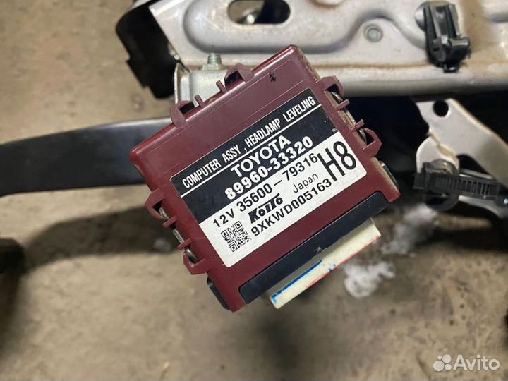 Блок электронный Toyota Camry V40 2.4 2azfe АКПП