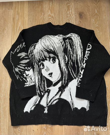 Свитер с Мисой