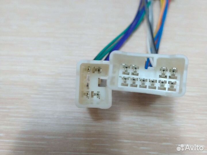 Переходник для подключения магнитолы Toyota Coroll