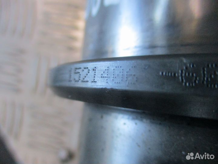 Вторичный вал Volvo 1521406