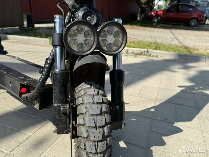 Электросамокат Yokamura Rx 1