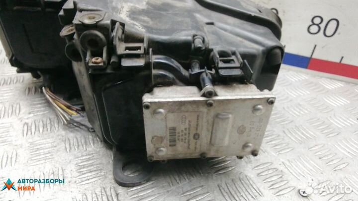 Фара правая Audi A8 D3/4E 2004 4E0941029CE