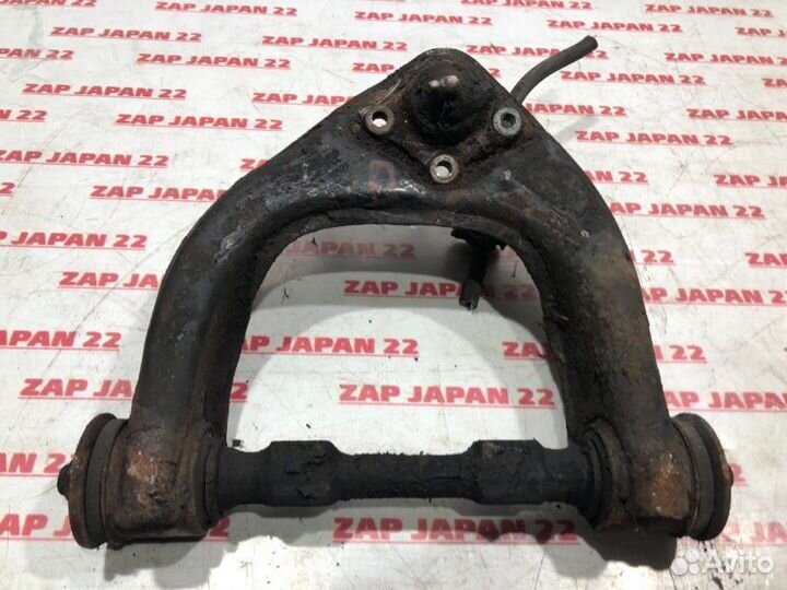 Рычаг подвески верхний передний правый Mitsubishi