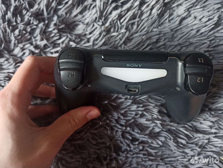 Джойстик Sony PS4