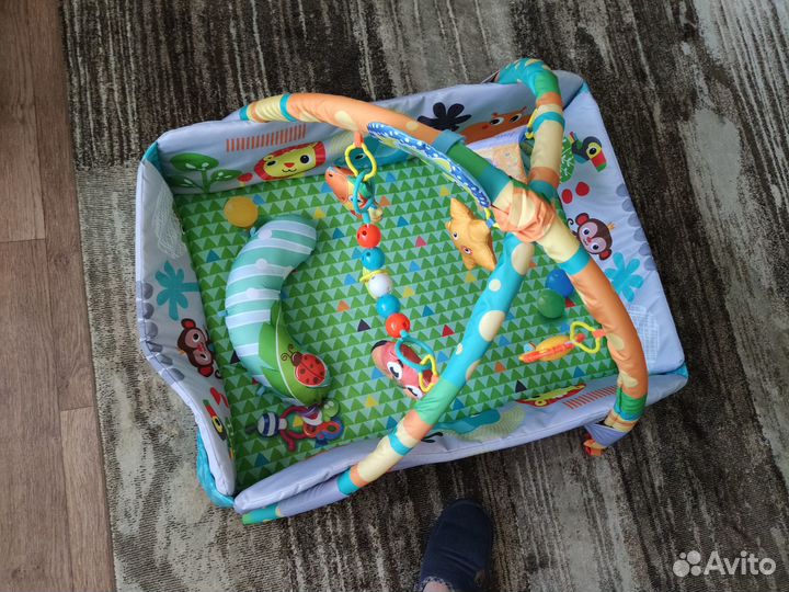 Развивающий коврик-манеж