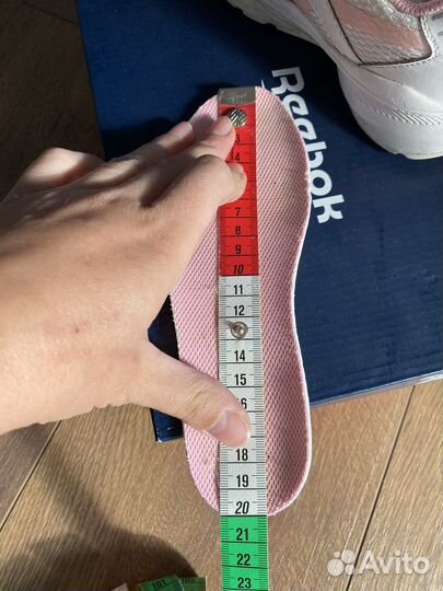 Кроссовки для девочки 30 размер