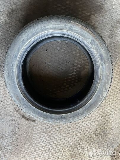 Bridgestone Blizzak Spike-01 255/55 R18