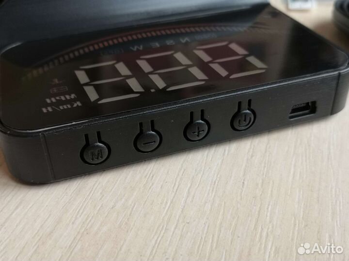 Проектор на лобовое стекло TDS TS-CAP01