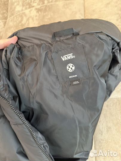 Пуховик Vans