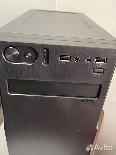 Корпус ATX BoxIT 3311BB 2*USB2.0 black без бп