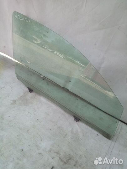 Стекло переднее правое Daihatsu Boon
