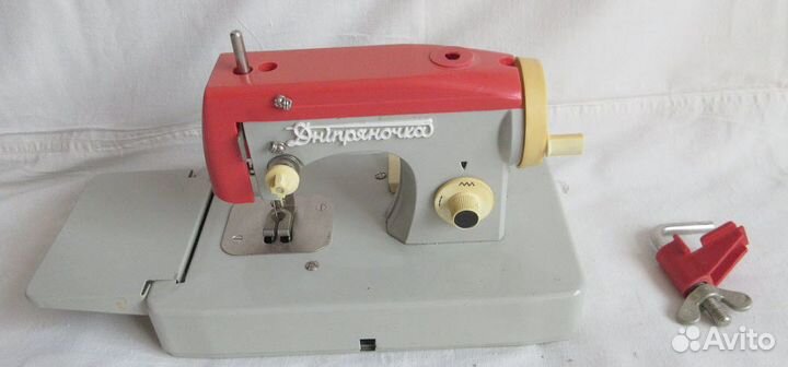Швейная машинка
