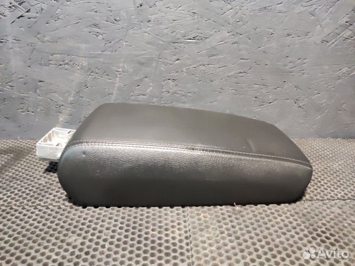 Подлокотник передний Audi A6 C7 cdnb 2014