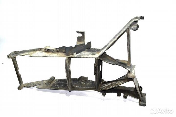 Кронштейн крепления фары, левой DAF XF105 (01.05)