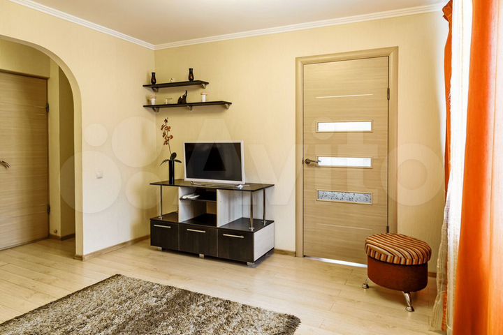 2-к. квартира, 45 м², 6/9 эт.