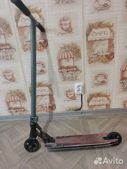 Трюковой самокат