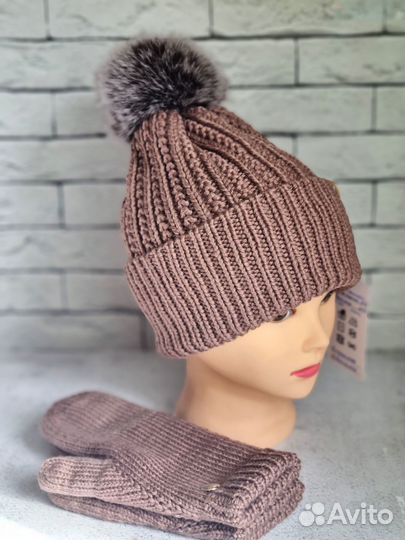 Шапка и варежки