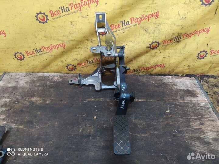 Педаль газа Audi A6 C5