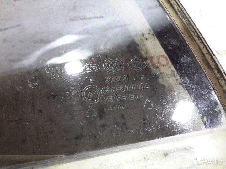 Форточка двери задняя левая Chery Tiggo T11