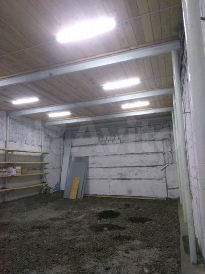 Гараж, > 30 м²