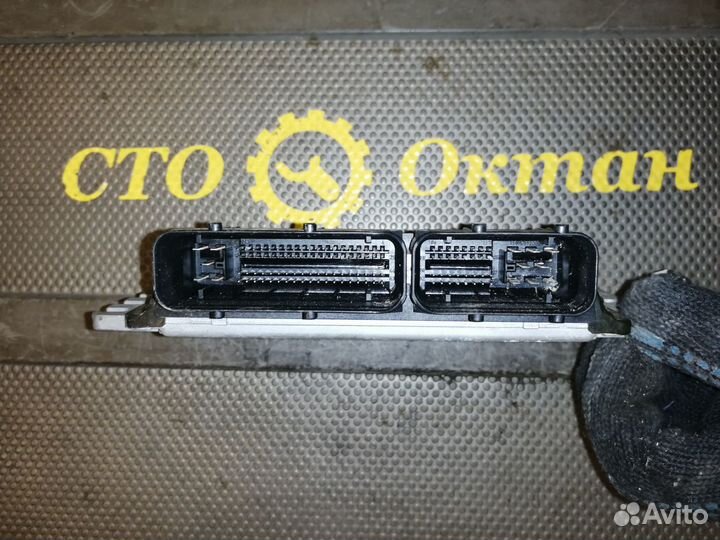 Блок управления двигателем Nissan Serena C24 рест