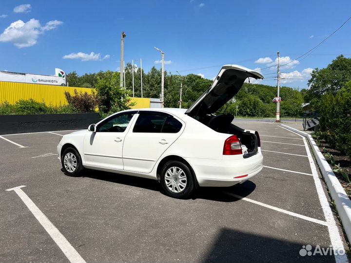 Skoda Octavia 1.6 МТ, 2012, 111 991 км