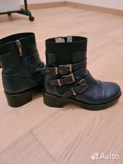 Сапоги Roberto Botticelli и La Venere (Италия)