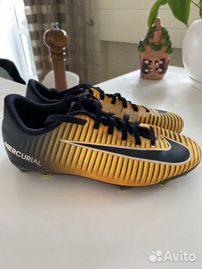 Бутсы Nike