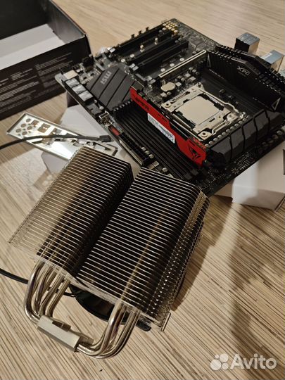 Intel core i9 7900x, 40Гб озу, msi Raider x299