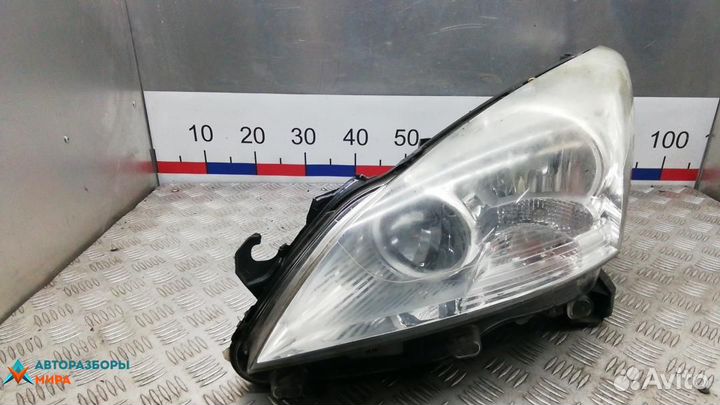 Фара левая Peugeot 3008 2010