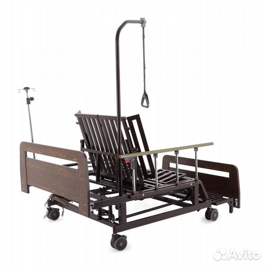 Медицинская кровать для ухода за больными