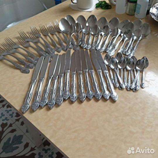 Столовые приборы