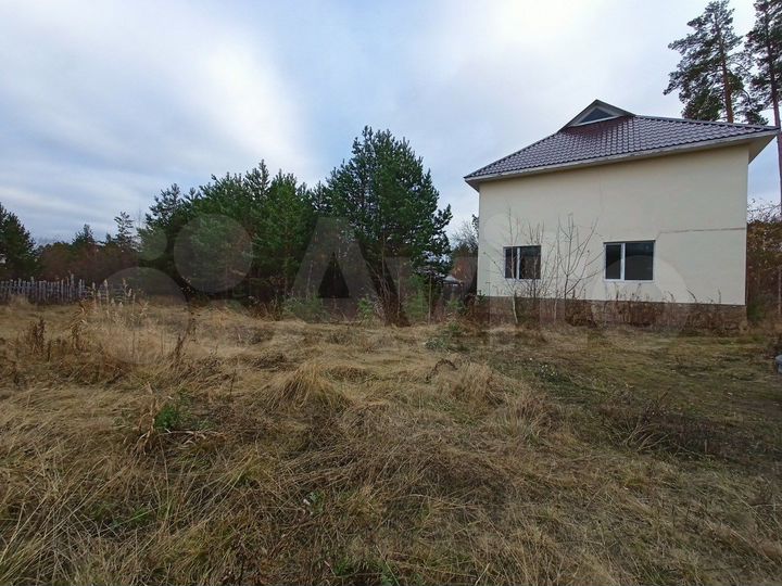 Коттедж 170 м² на участке 16 сот.