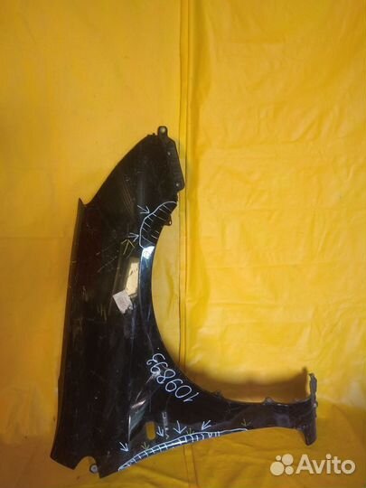 Крыло Правое Honda Civic 7 Хонда Цивик 7