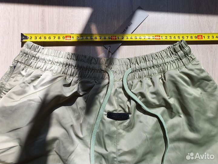 Шорты Fear Of God FOG Essentials зеленые L